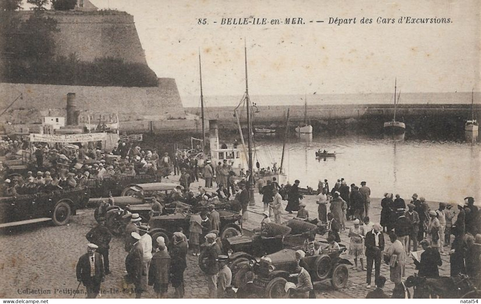 56 - Belle Ile En Mer : Départ Des Cars D'Excursions - CPA Neuve - Belle Ile En Mer
