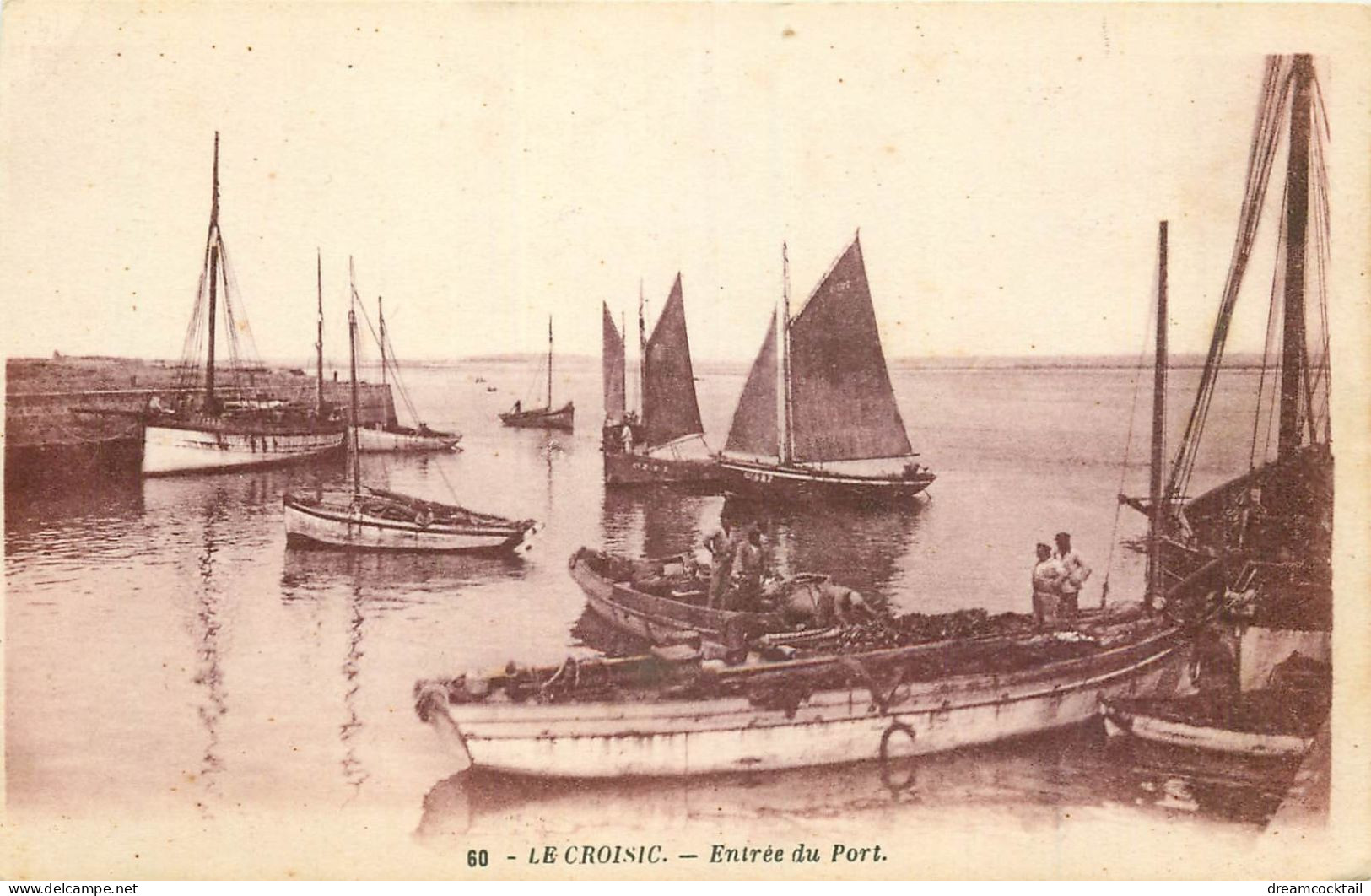 44 LE CROISIC. Entrée Des Barques De Pêcheurs Dans Le Port - Le Croisic