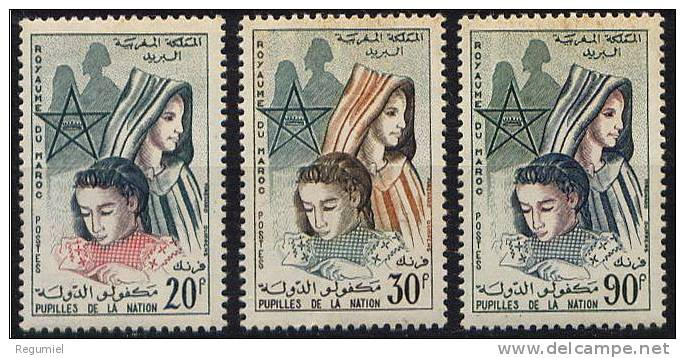 Maroc  431/33 ** Infancia. 1962 - Morocco (1956-...)