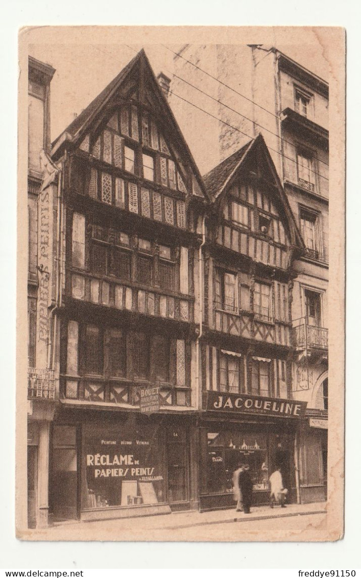 14 . Caen . Rue Saint Pierre . Maisons Du XVe Siècle . Boutique Jacqueline - Caen