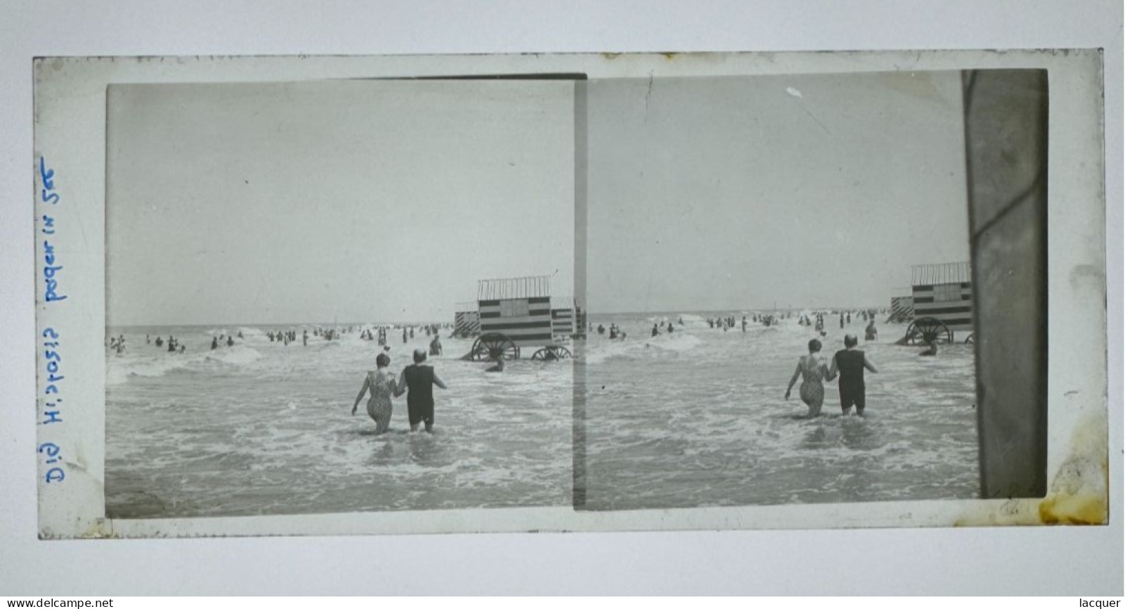 Collection De 6 Photographies Stéréo Sur Verre De La Vie Sur La Plage à Ostende, Belgique V. 1900 8,5 X 17,5 Cm - Stereo-Photographie