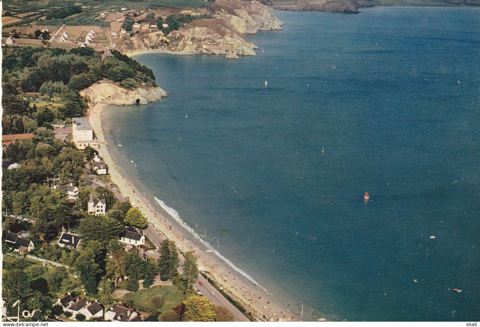 CPSM MORGAT LA GRANDE PLAGE ET LES FALAISES - Morgat