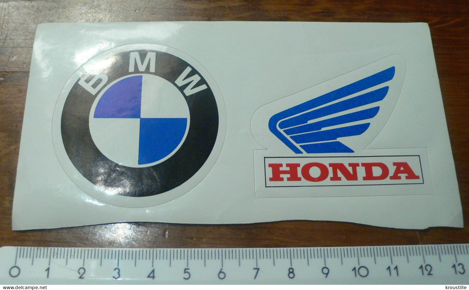 AUTOCOLLANT BMW ET HONDA (2 AUTOCOLLANTS SUR LE MEME SUPPORT) - Stickers