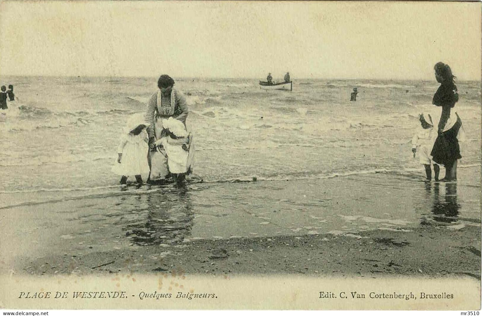 Plage De Westende - Quelques Baigneurs - Westende