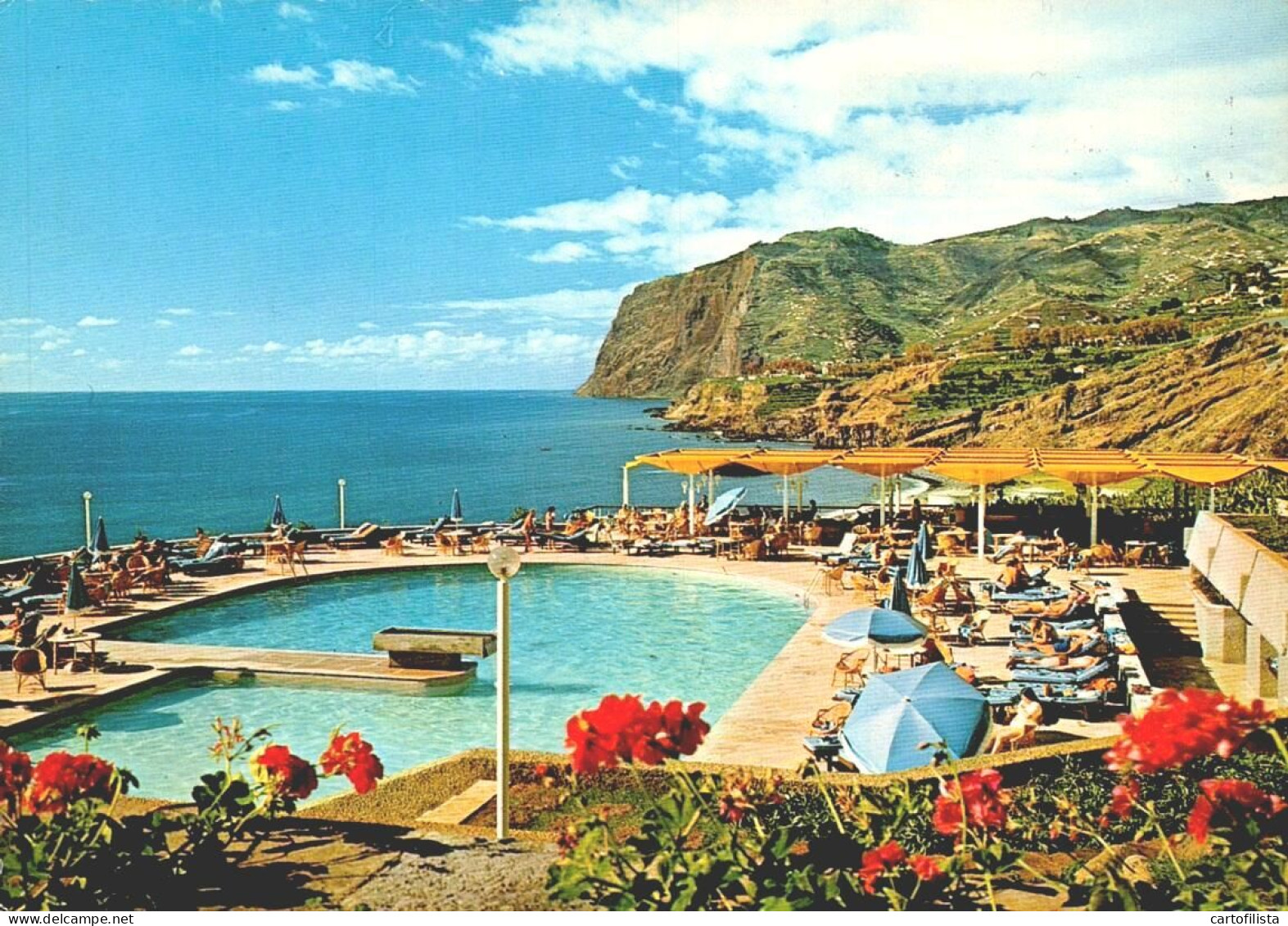 FUNCHAL - Piscina Do Hotel Madeira Palácio  (2 Scans) - Madeira