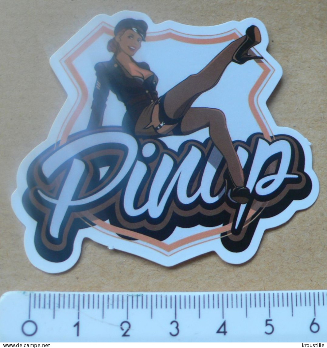 THEME FEMME / SEXY : AUTOCOLLANT PIN UP - Stickers