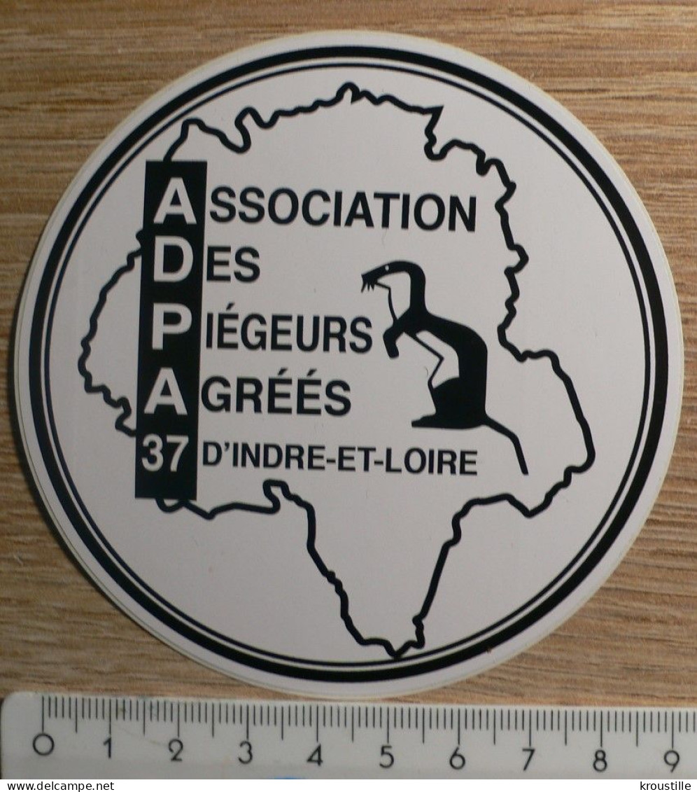 THEME CHASSE : AUTOCOLLANT ADPA 37 - ASSOCIATION DES PIEGEURS AGREES - Autocollants