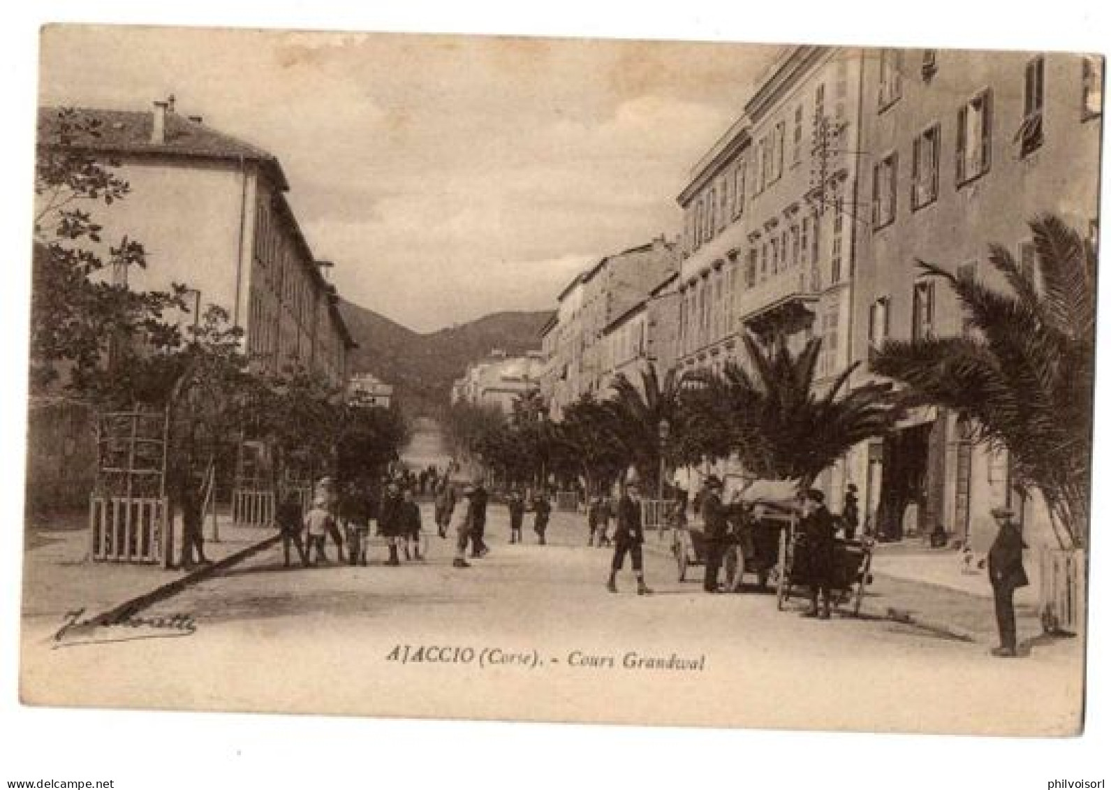 AJACCIO COURS GRANDWAL TRES ANIMEE - Ajaccio