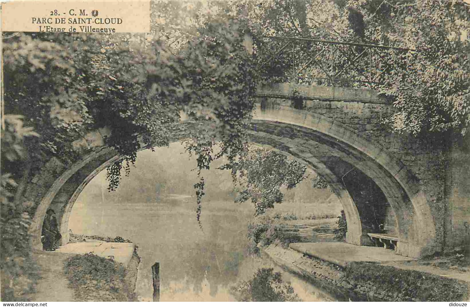 92 - Saint Cloud - Parc De Saint Cloud - Etang De Villeneuve - CPA - Voir Scans Recto-Verso - Saint Cloud