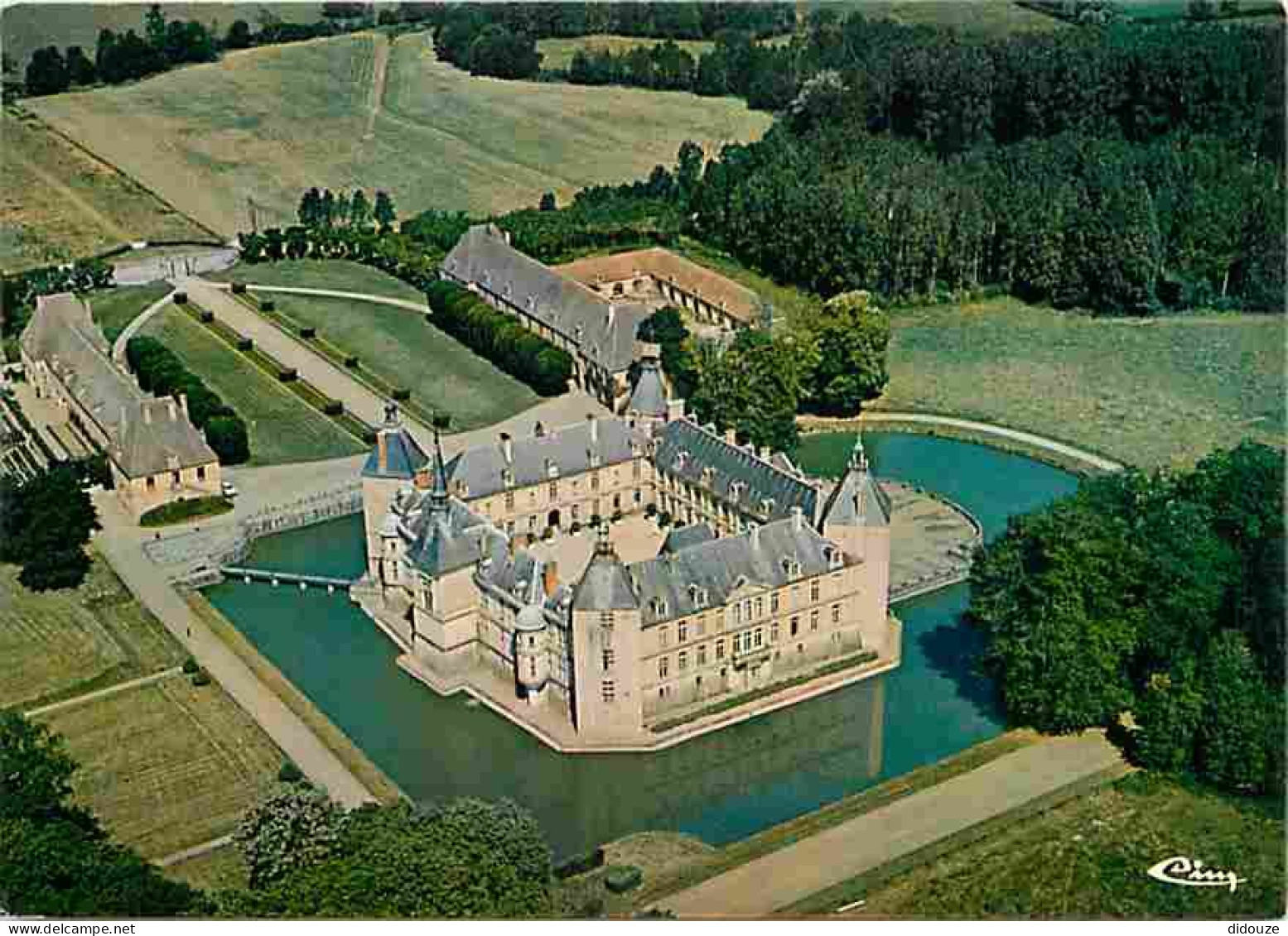 Chateaux - Château De Sully - Vue Aérienne - Saone Et Loire - Carte Neuve - CPM - Voir Scans Recto-Verso - Castles