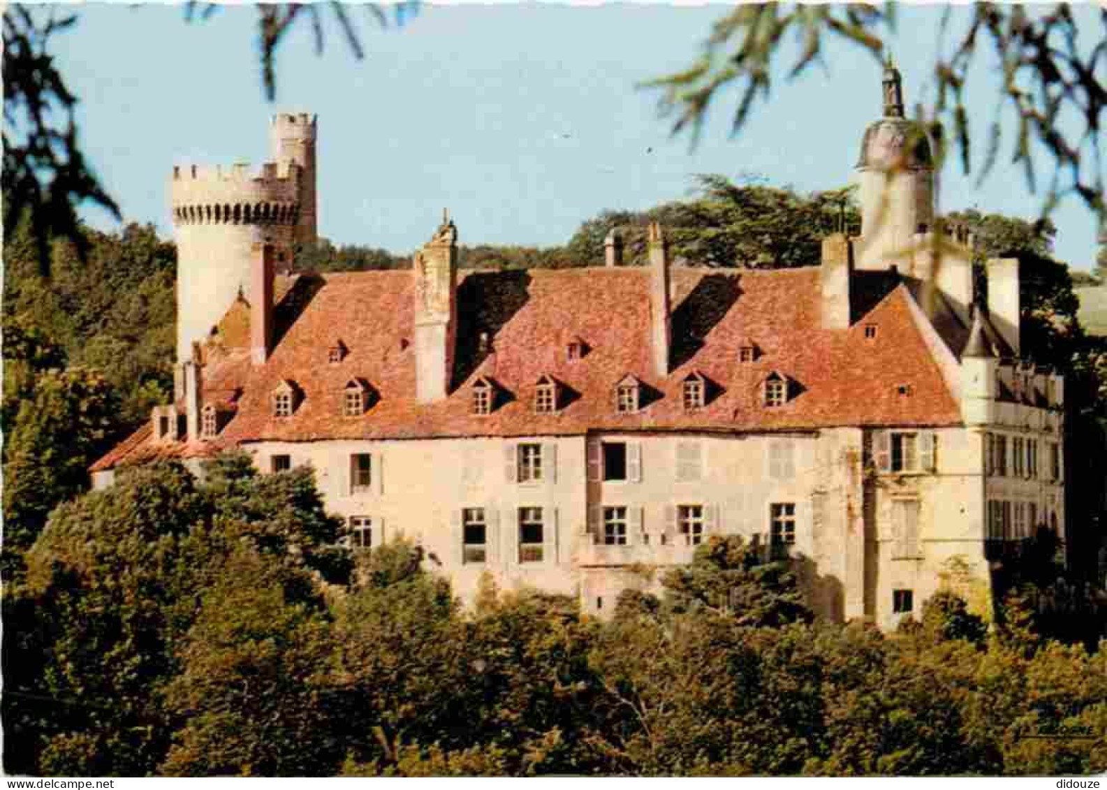 03 - Veauce - Le Château - Carte Dentelée - CPSM Grand Format - Carte Neuve - Voir Scans Recto-Verso - Other & Unclassified