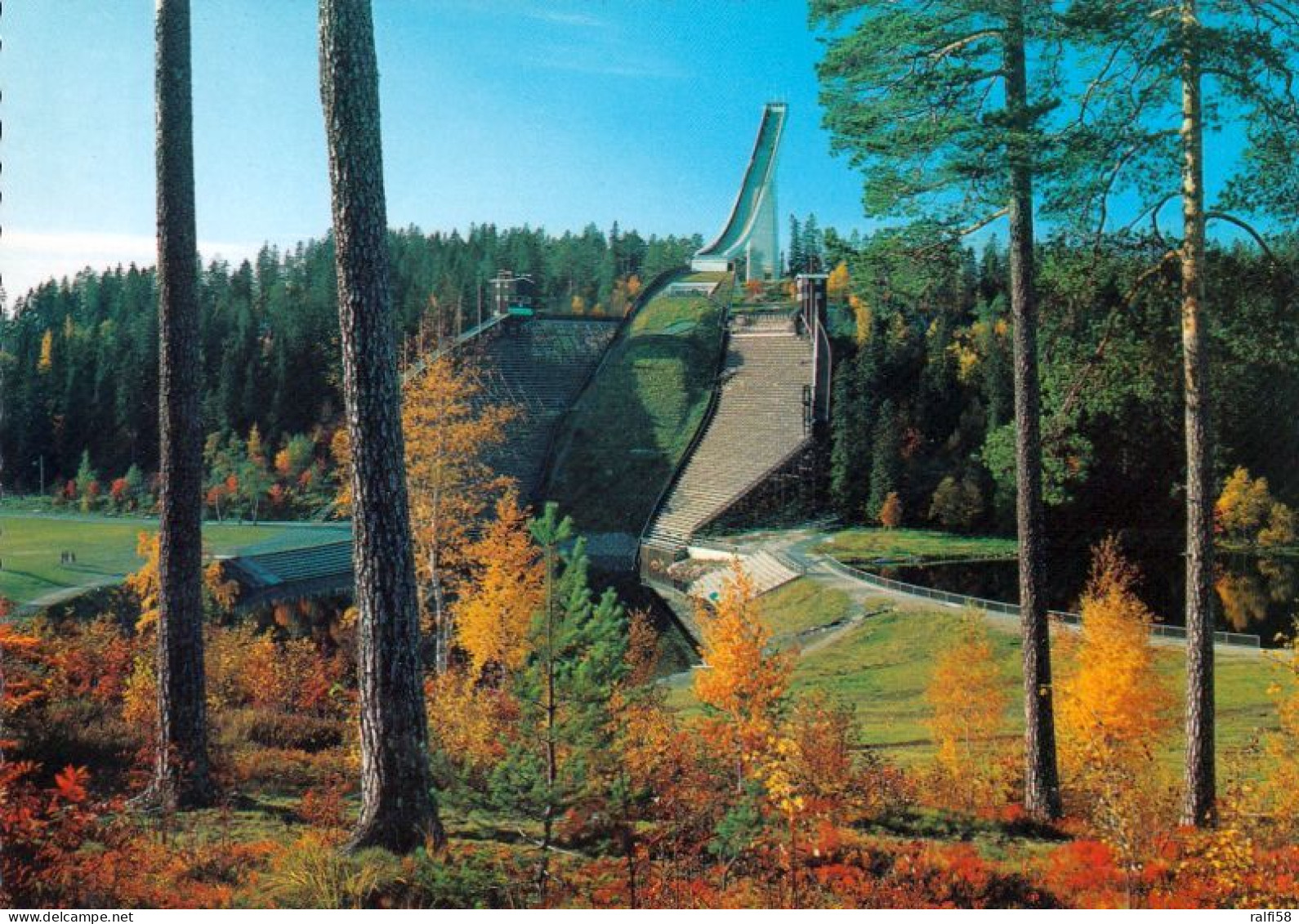 4 AK Norwegen / Norway * Skisprungschanze Am Holmenkollen In Oslo Im Winter Und Im Sommer * - Noorwegen