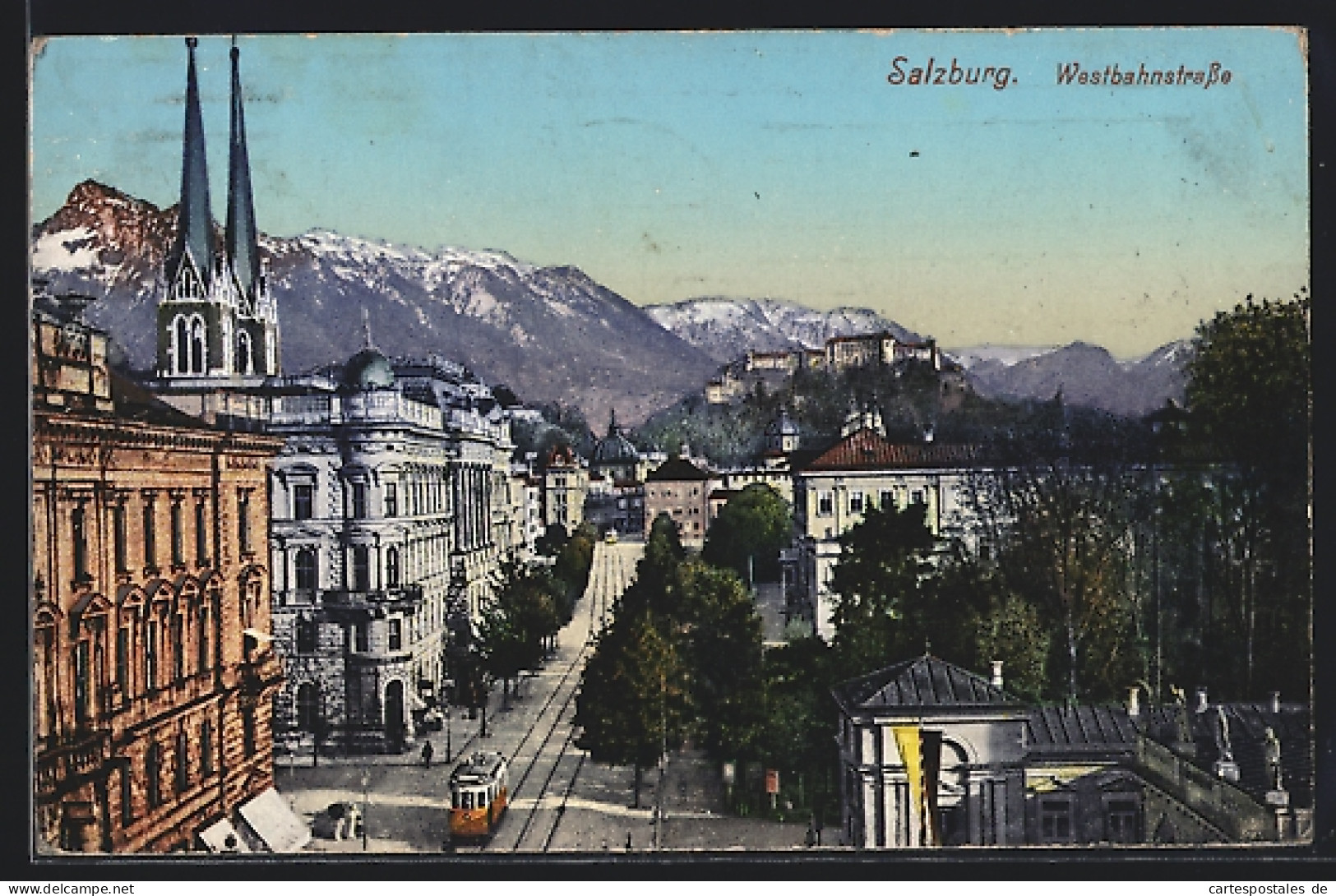 AK Salzburg, Westbahnstrasse Mit Strassenbahn Aus Der Vogelschau  - Tramways