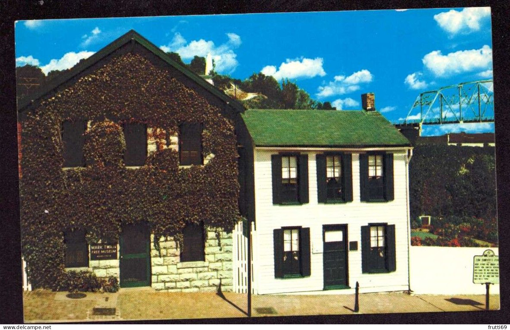 AK 211970 USA - Missouri - Hannibal - The Museum And Mark Twain Boyhood Home - Autres & Non Classés