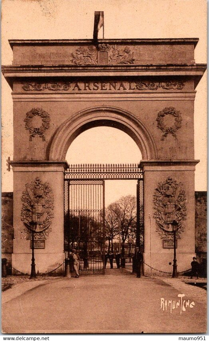 17  ROCHEFORT - Porte De L'Arsenal - Rochefort