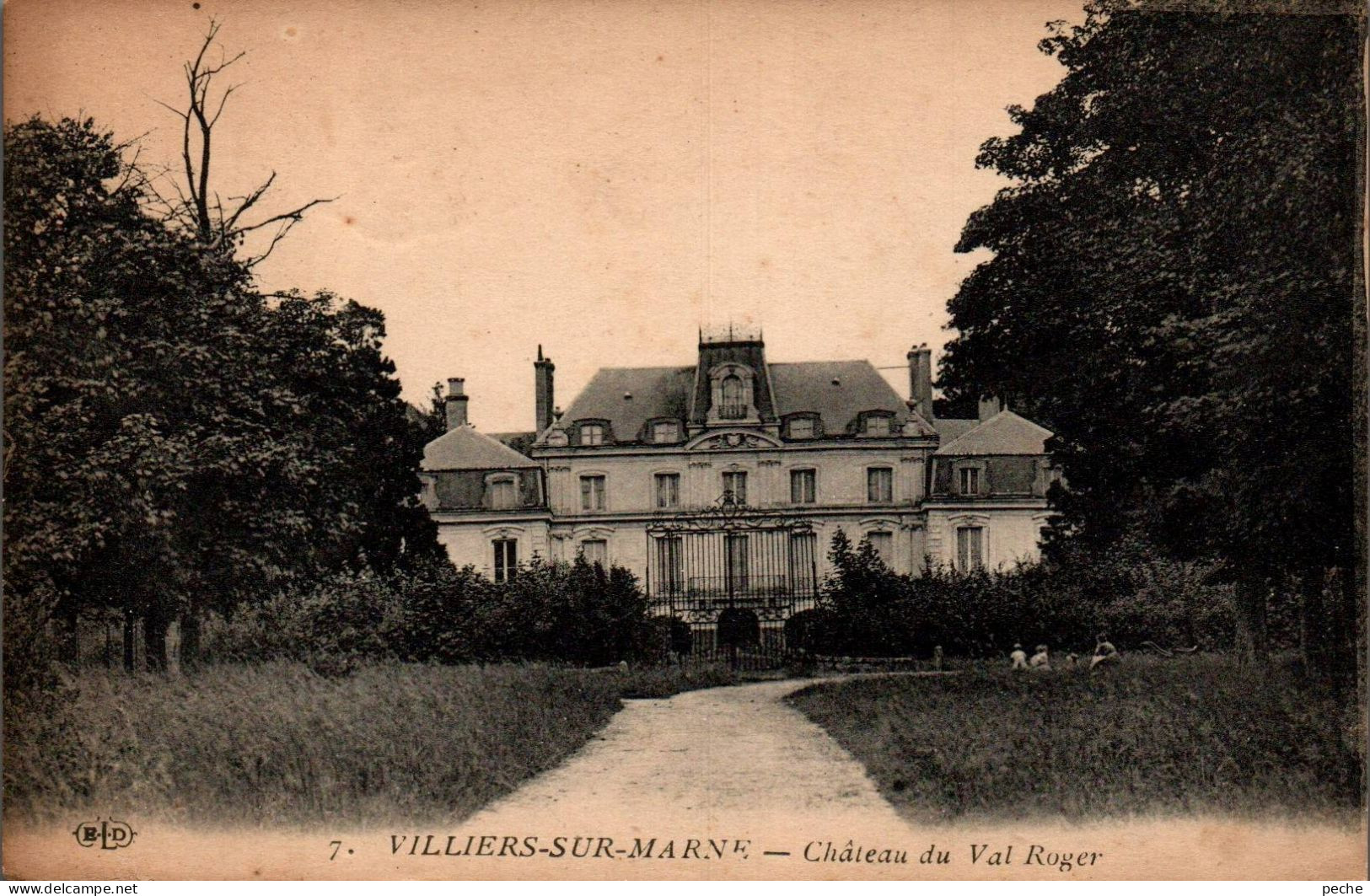 N°2810 W -cpa Villiers Sur Marne -château Du Val Roger- - Villiers Sur Marne