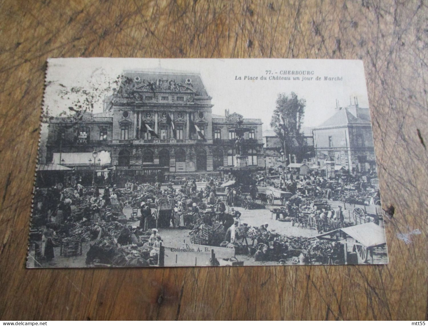 CHERBOURG LE MARCHE PLACE DU CHATEAU - Cherbourg