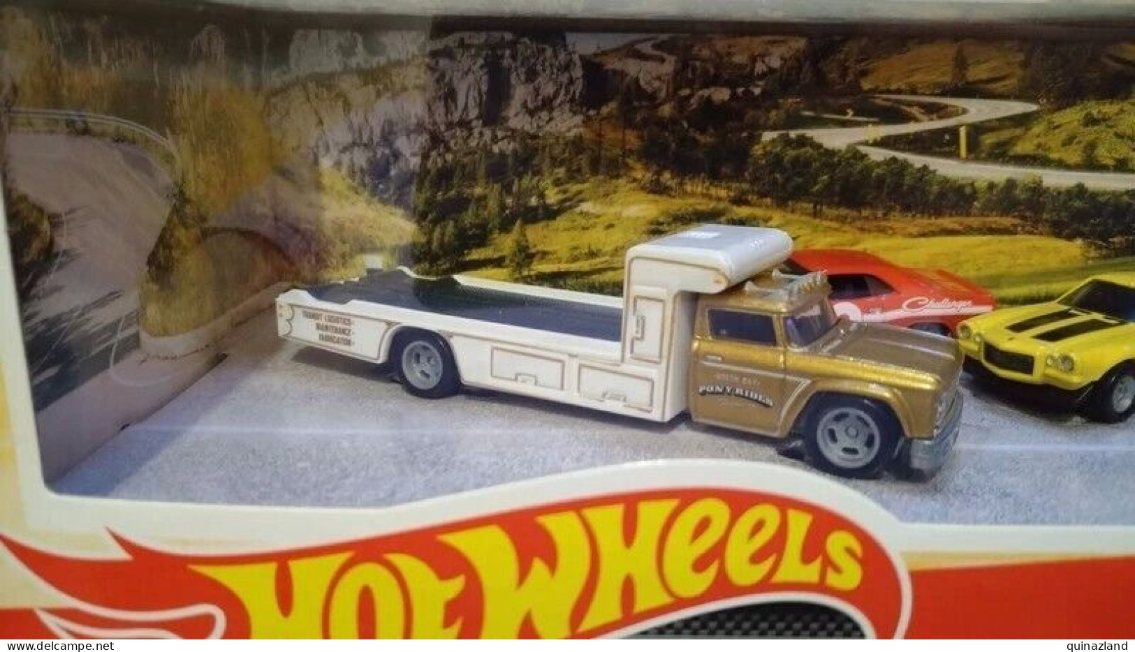 Hot Wheels Premium Set Pony Wars Dodge Mustang Camaro Retro Rig - Autres & Non Classés