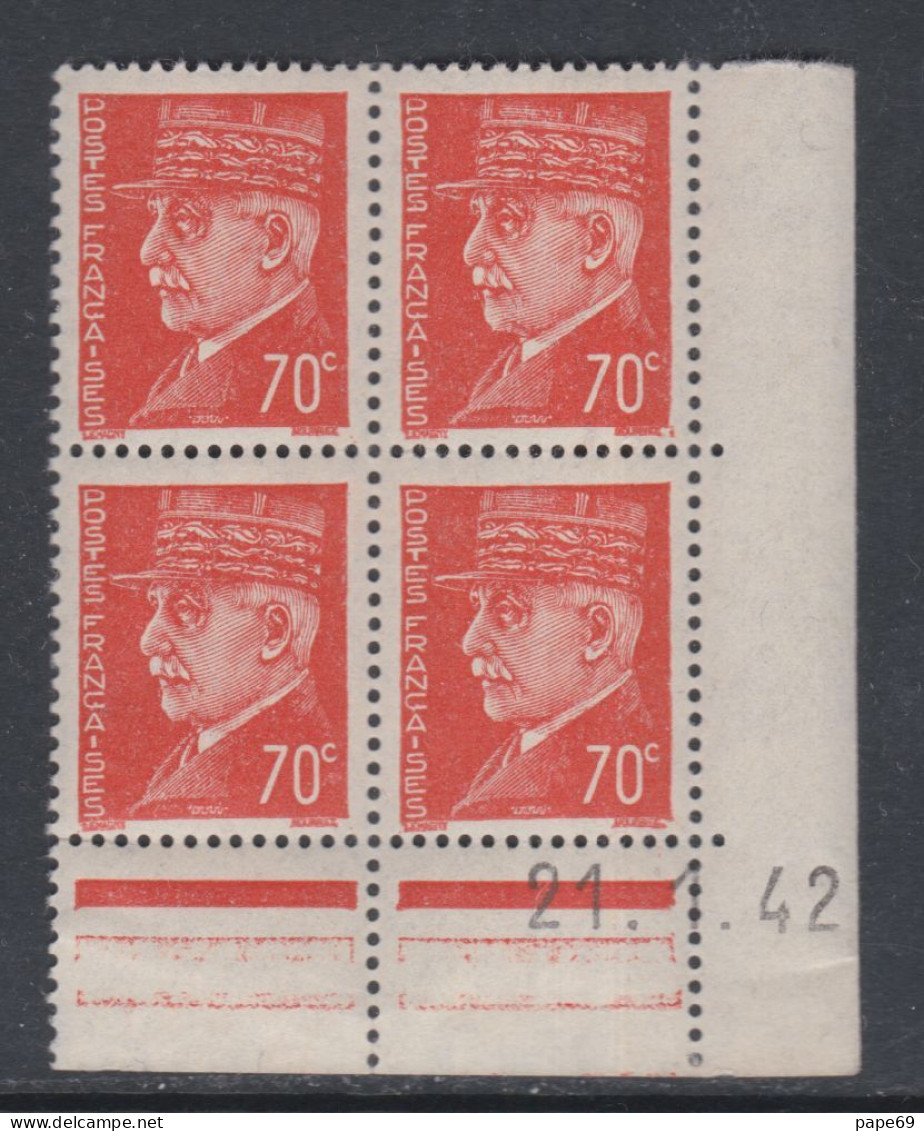 France N° 511 XX : Type Mal  Pétain :70 C. Orange En Bloc De 4 Coin Daté Du  21 . 1 . 42 ;  Trace Charnière Sur Bdf TB - 1940-1949