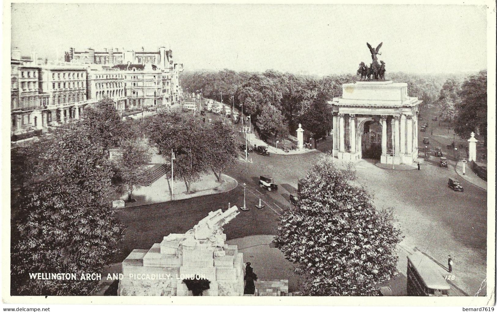 Royaume Uni - Londres - London -  Wellington Arch And Piccadilly - Piccadilly Circus