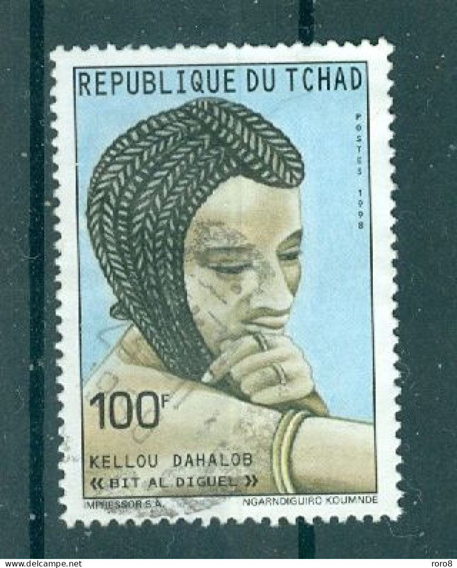TCHAD - N°921 Oblitéré. -  Coiffure Masculine. - Tschad (1960-...)