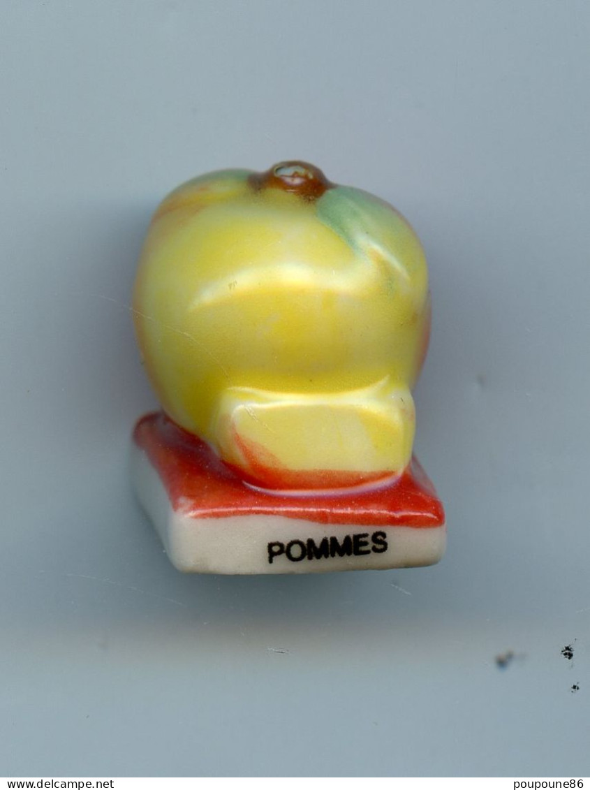 FEVE  - FEVES -   LES FRUITS -    POMMES  -   POMME - Autres & Non Classés