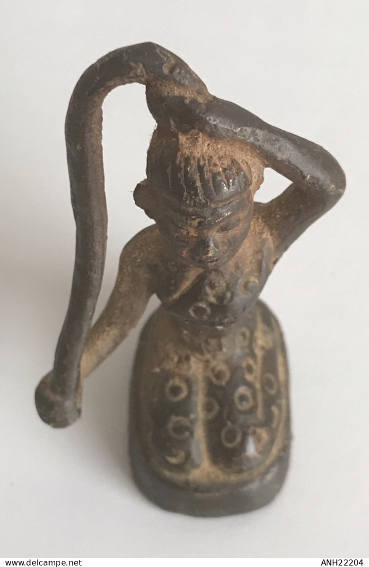 Antique et rare amulette / statuette de Mae Per - Bronze - Thailande, 18ème / 19ème siècle