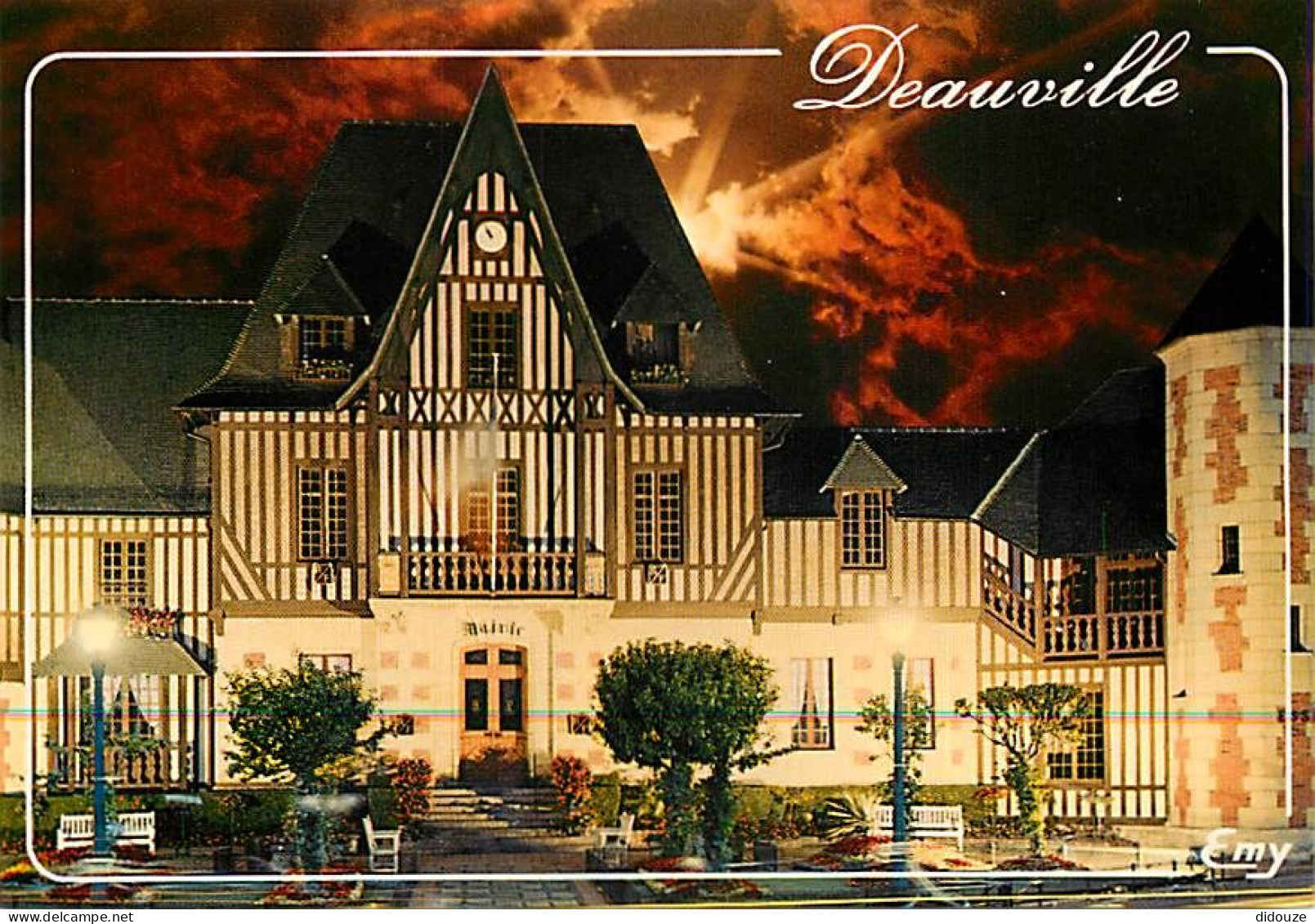 14 - Deauville - L'hôtel De Ville Illuminé - Carte Neuve - CPM - Voir Scans Recto-Verso - Deauville