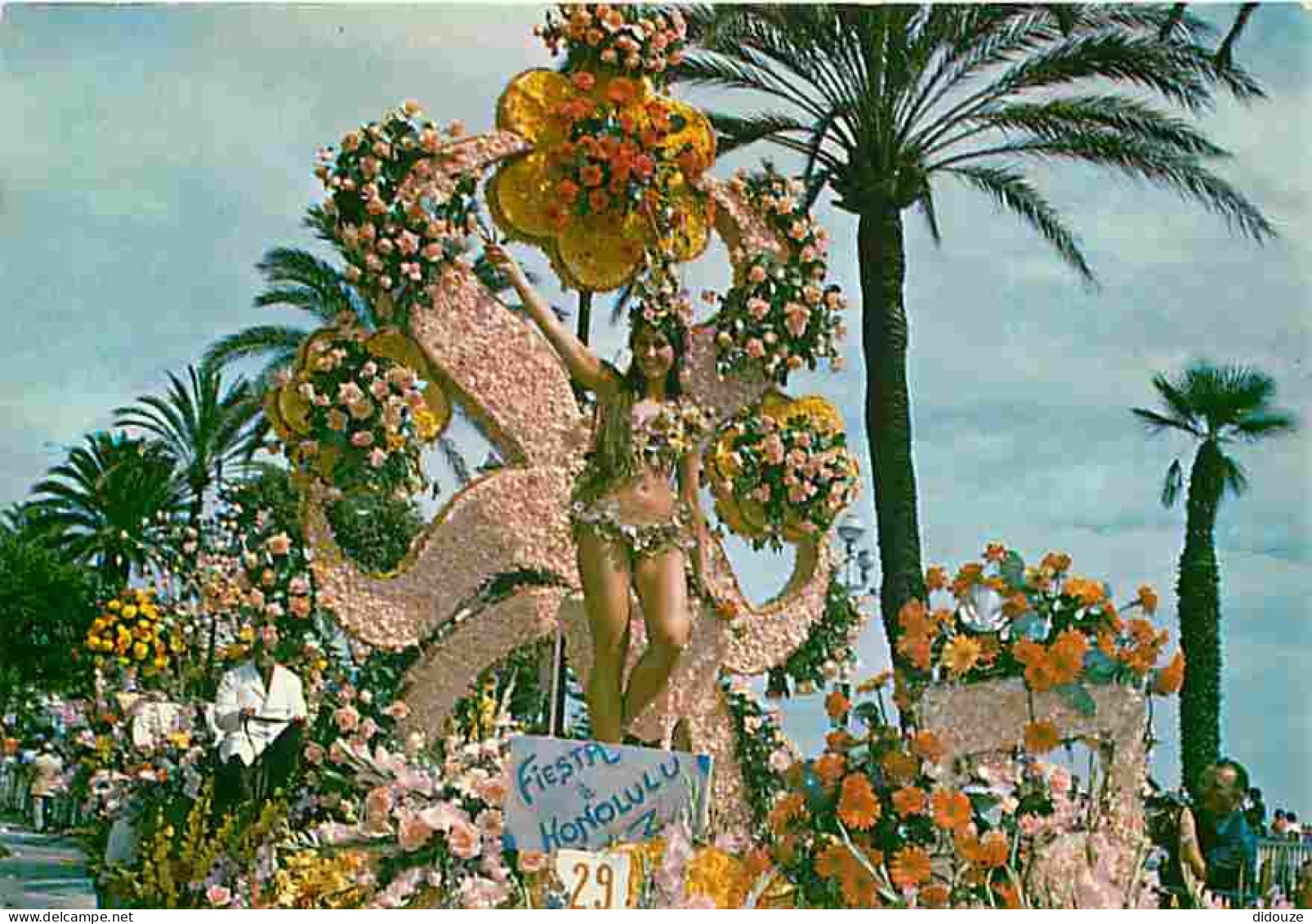 06 - Nice - Carnaval De Nice - Bataille De Fleurs - CPM - Voir Scans Recto-Verso - Carnaval