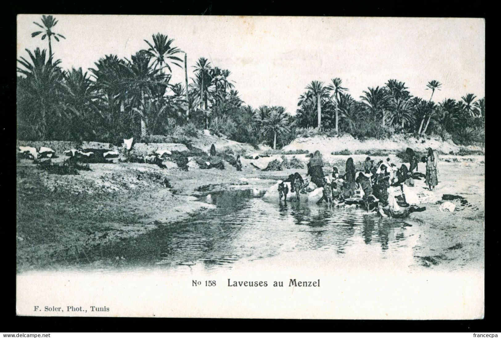 935 - TUNISIE - GABES - Laveuses Au Menzel  - DOS NON DIVISE - Tunisia