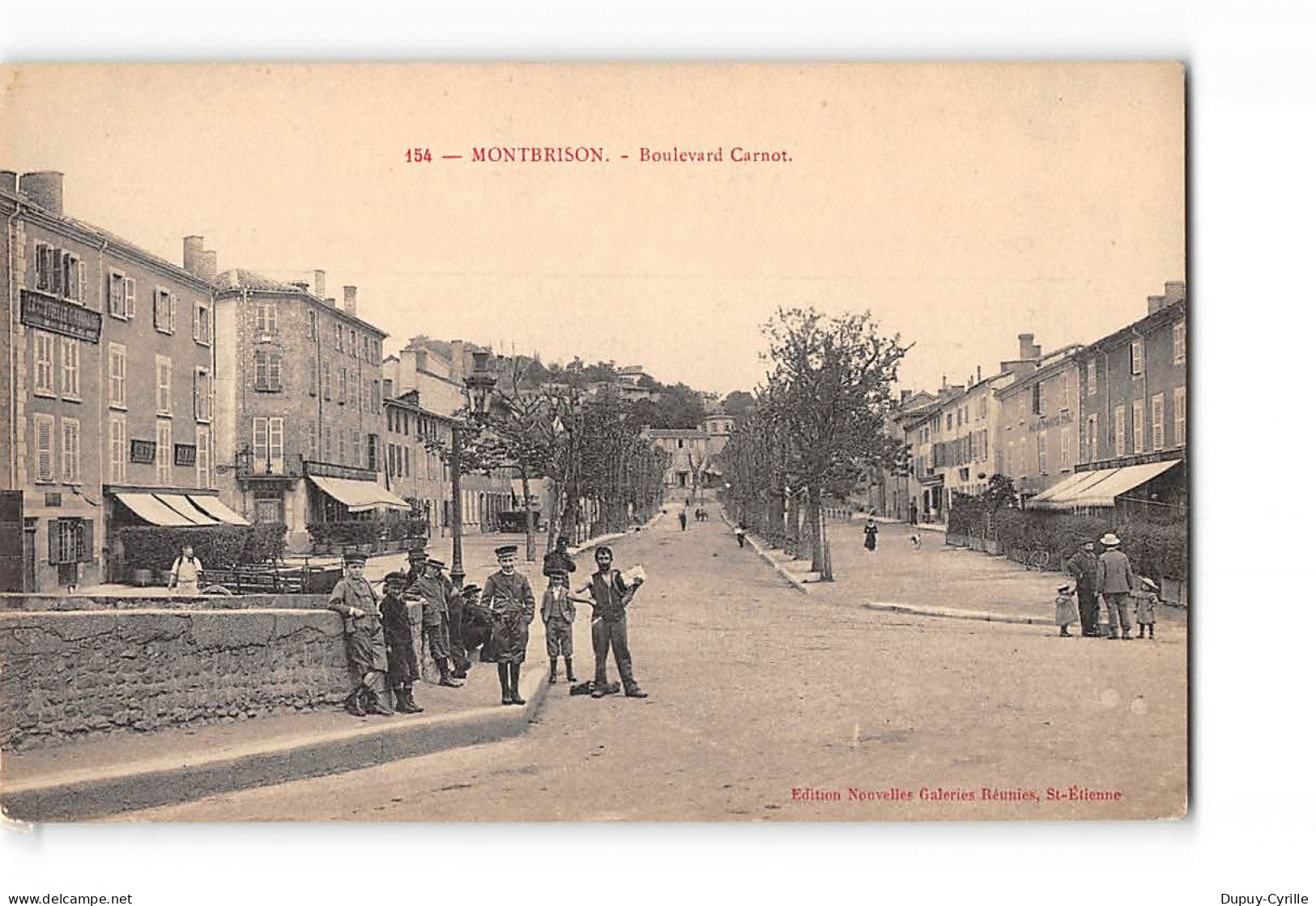 MONTBRISON - Boulevard Carnot - Très Bon état - Montbrison