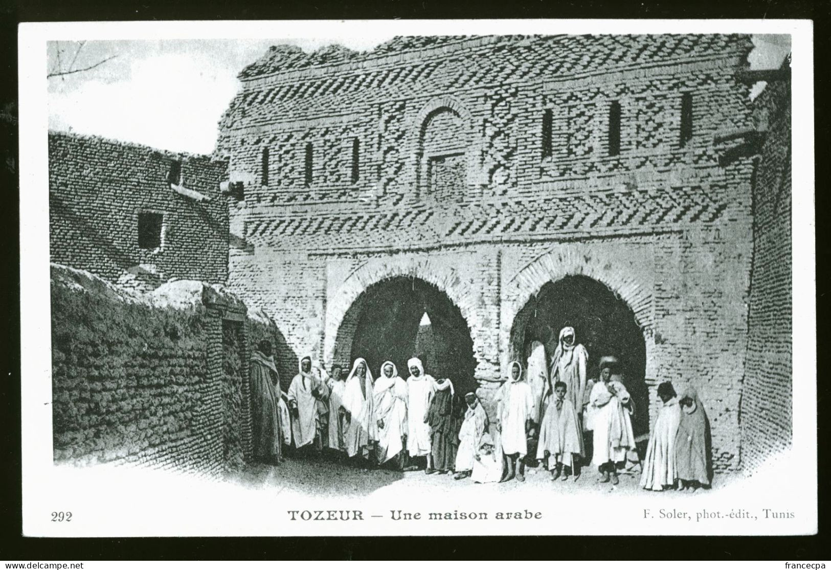 937 - TUNISIE - TOZEUR - Une Maison Arabe  - DOS NON DIVISE - Tunisie