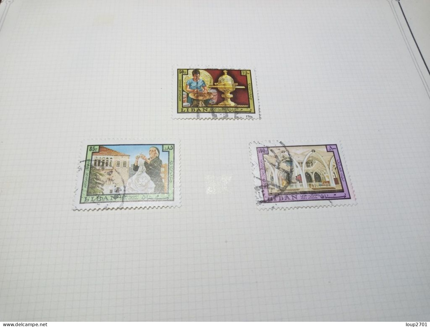 DM959 GROS LOT FEUILLES GRAND LIBAN / LIBAN N / O A TRIER COTE++ DEPART 10€