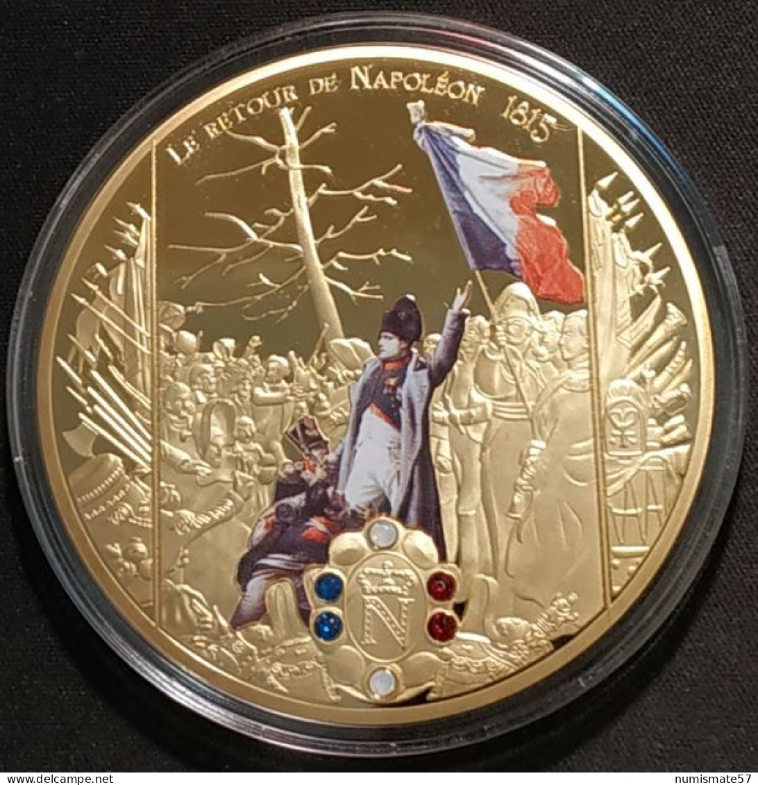 Médaille NAPOLÉON BONAPARTE - Le Retour De Napoléon 1815 - Empereur - Cuivre Doré Orné De Pierres Swarovski - Vor 1871