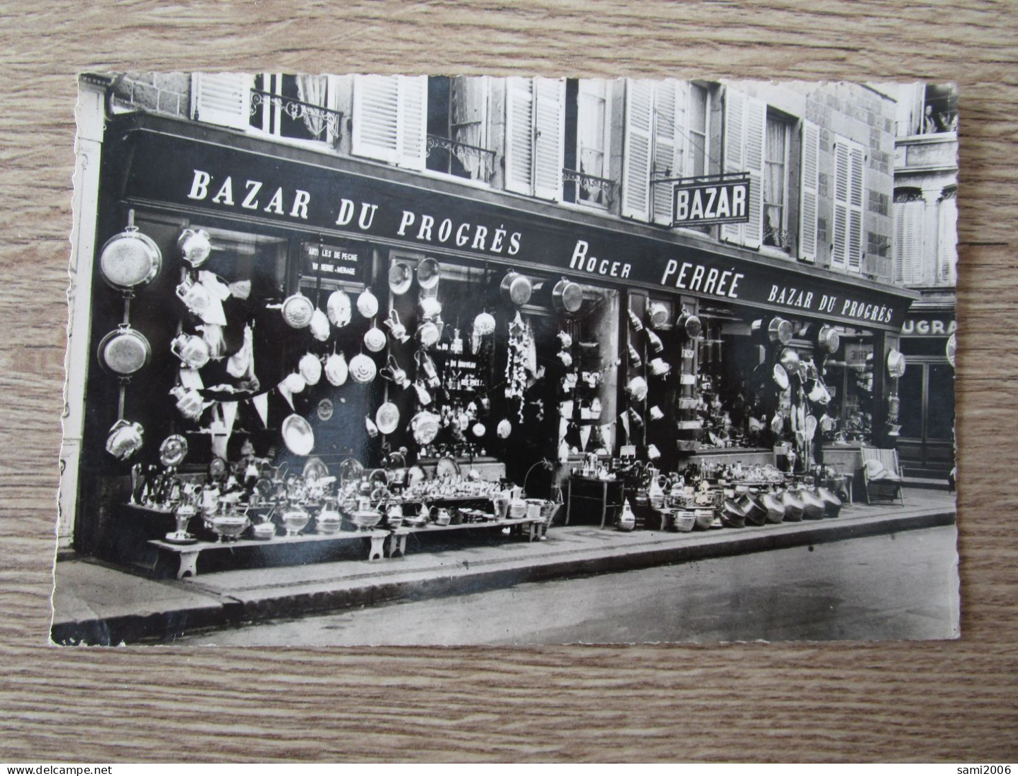 50 VILLEDIEU LES POELES COMMERCE LE GRAND BAZAR SPECIALITE DE CUIVRE - Villedieu