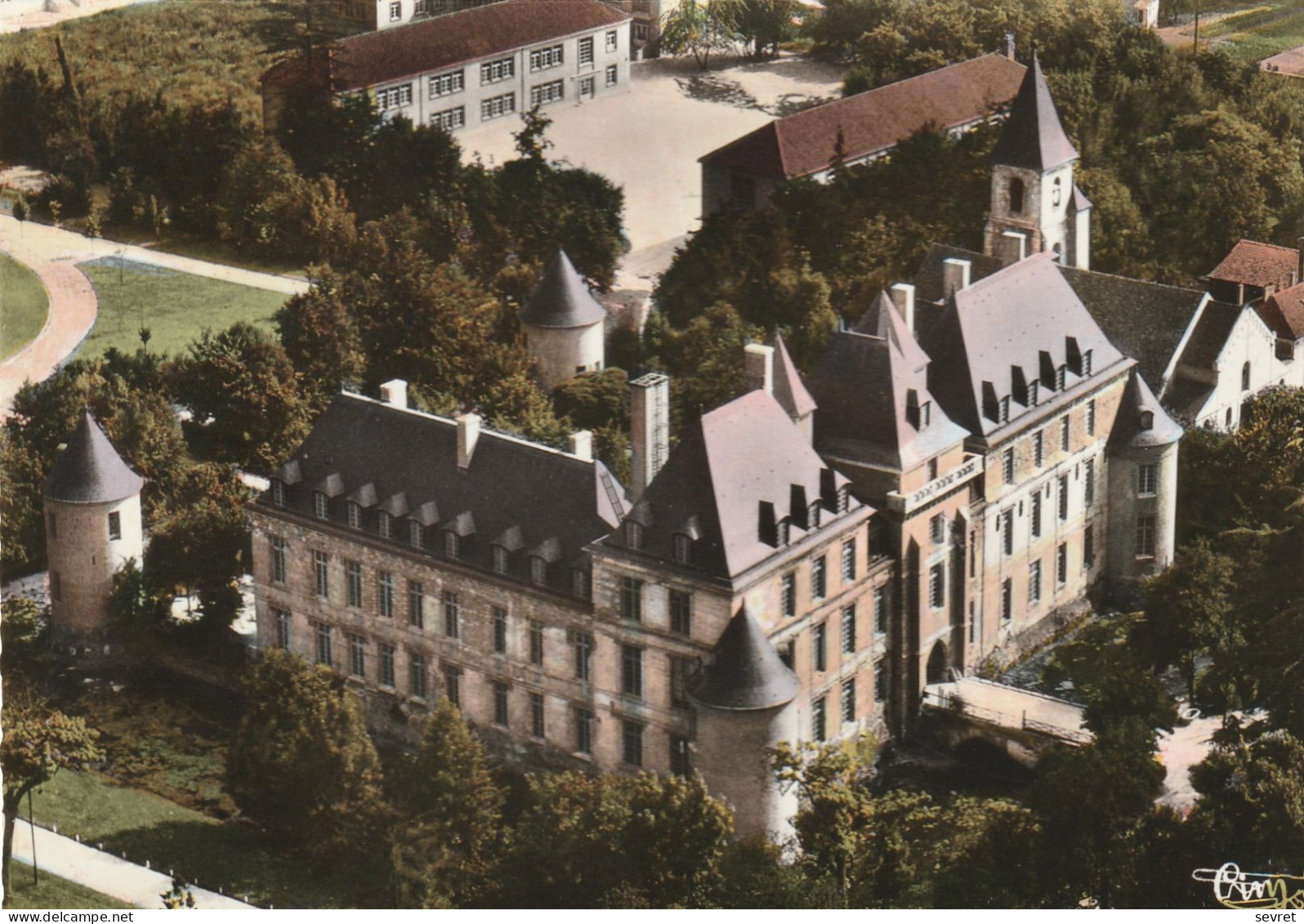 SAVIGNY Sur ORGE -  Le Château Et Le Lycée . - Savigny Sur Orge
