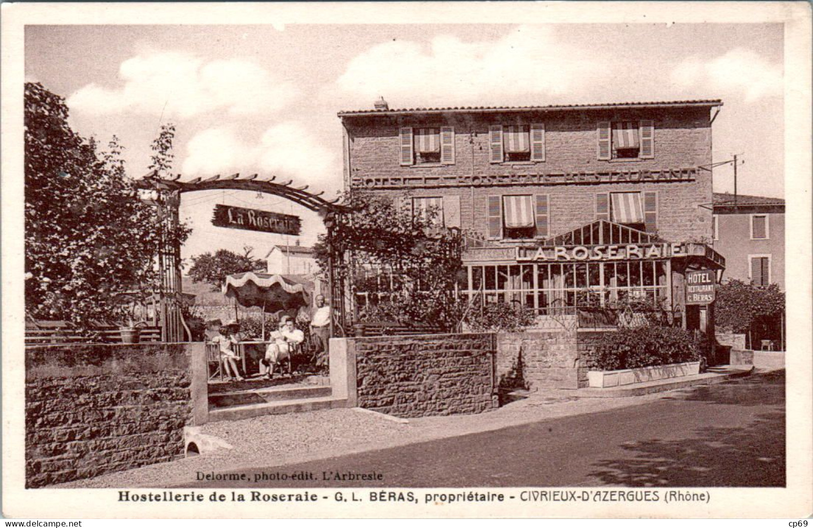 Civrieux-D'Azergues Canton Limonest Hôtel Hostellerie De La Roseraie Rhône 69380 Cpa Non Ecrite Au Dos En TB.Etat - Autres & Non Classés