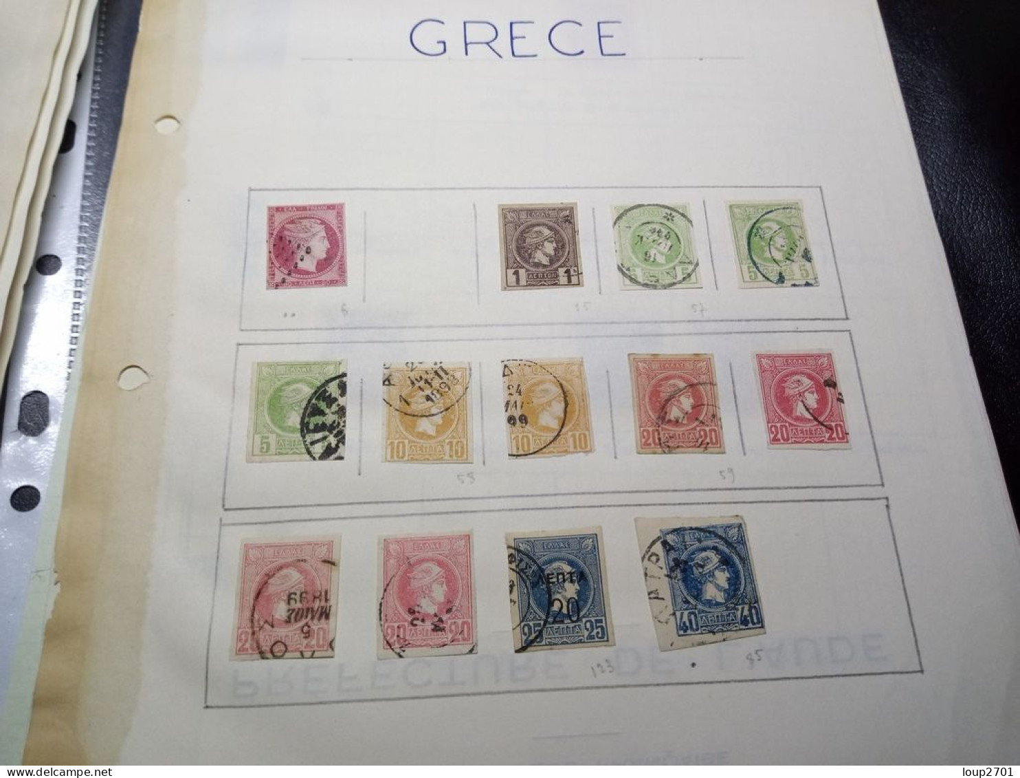 DM966 LOT FEUILLES GRECE N / O A TRIER COTE++ DEPART 10€