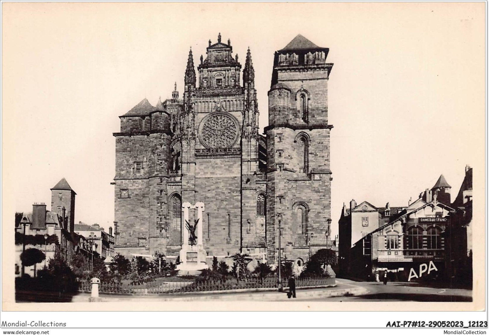 AAIP7-12-0590 - RODEZ - La Cathedrale  - Rodez