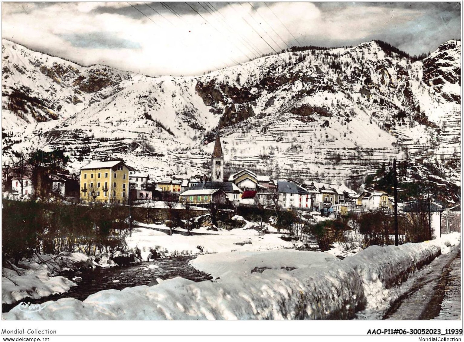 AAOP11-06-0927 - SAINT-ETIENNE-DE-TINEE - Le Village Sous La Neige - Saint-Etienne-de-Tinée