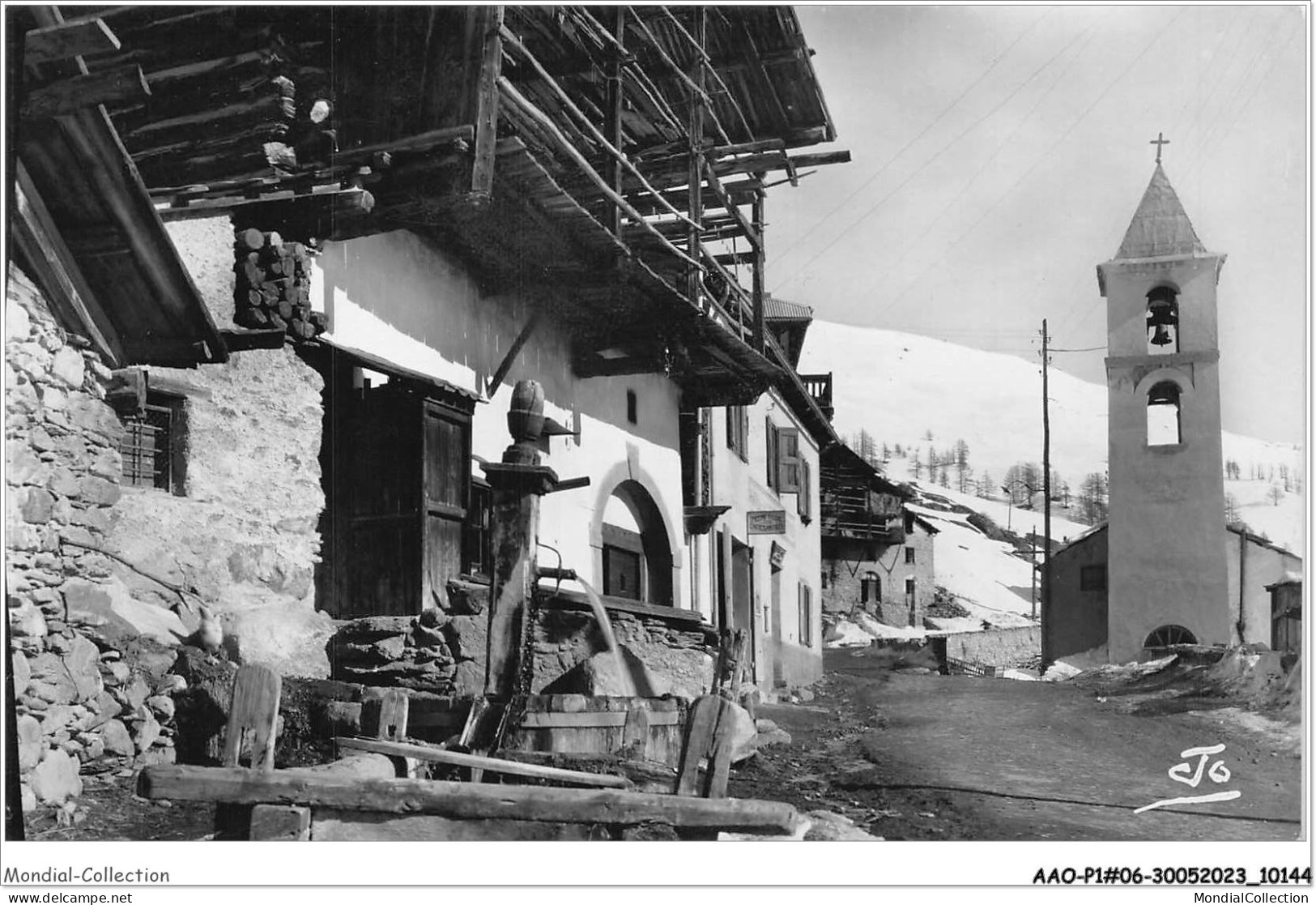AAOP1-05-0027 - LES ALPES - Le Queyras - SAINT-VERAN - Le Plus Haut Village D'Europe - Rue Du Village Et Le Temple - Other & Unclassified
