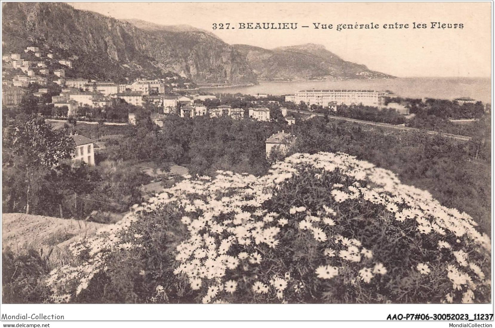 AAOP7-06-0573 - BEAULIEU-SUR-MER - Vue Générale Entre Les Fleurs - Beaulieu-sur-Mer