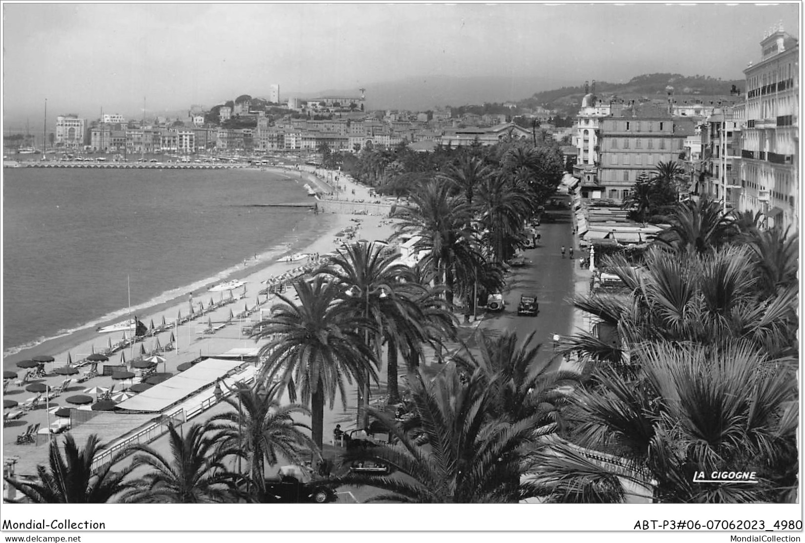 ABTP3-06-0178 - CANNES - Vue Sur La Croisette Et Le Suquet - Cannes