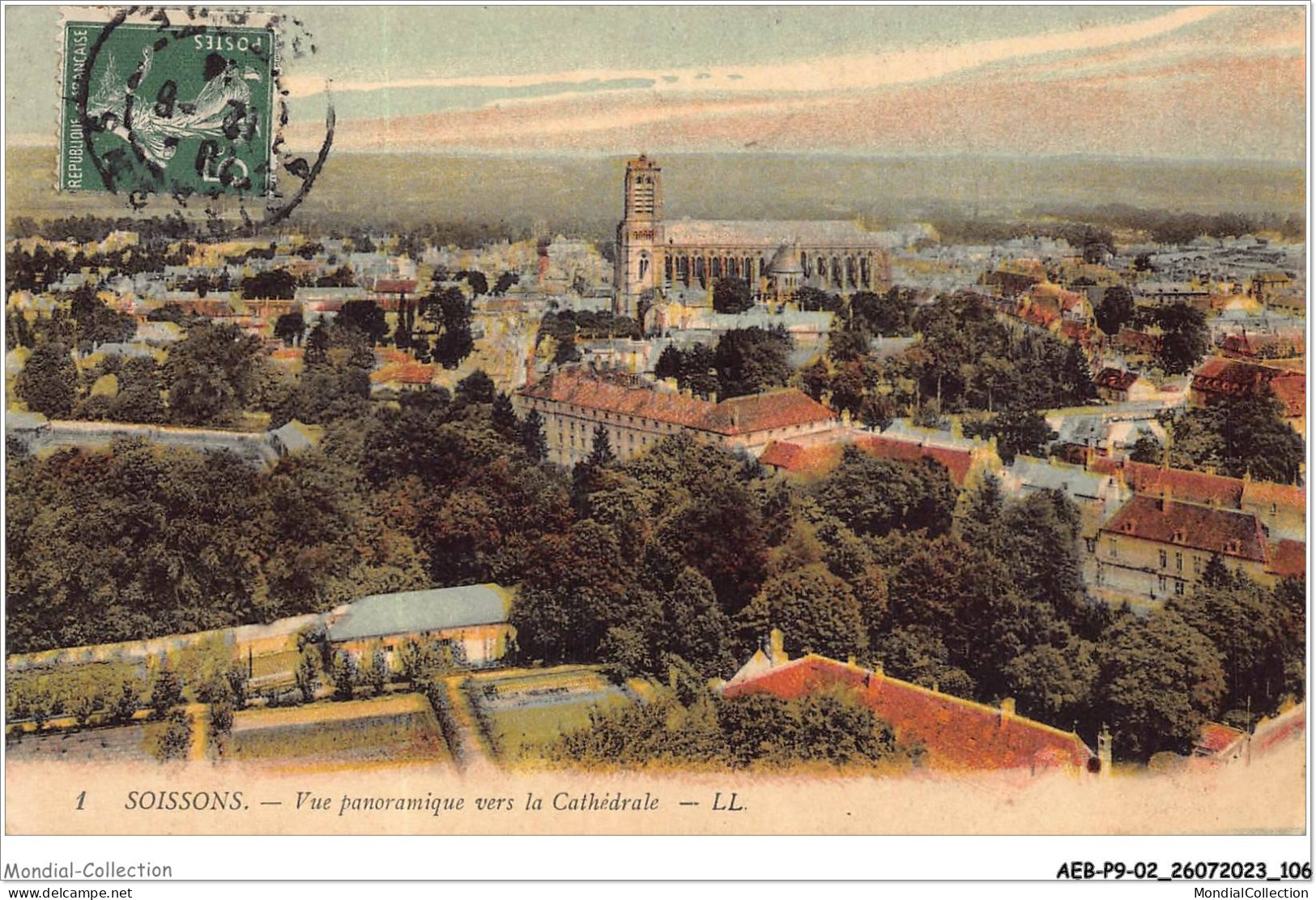AEBP9-02-0830 - SOISSONS - Vue Panoramique Vers La Cathédrale - LL - Soissons