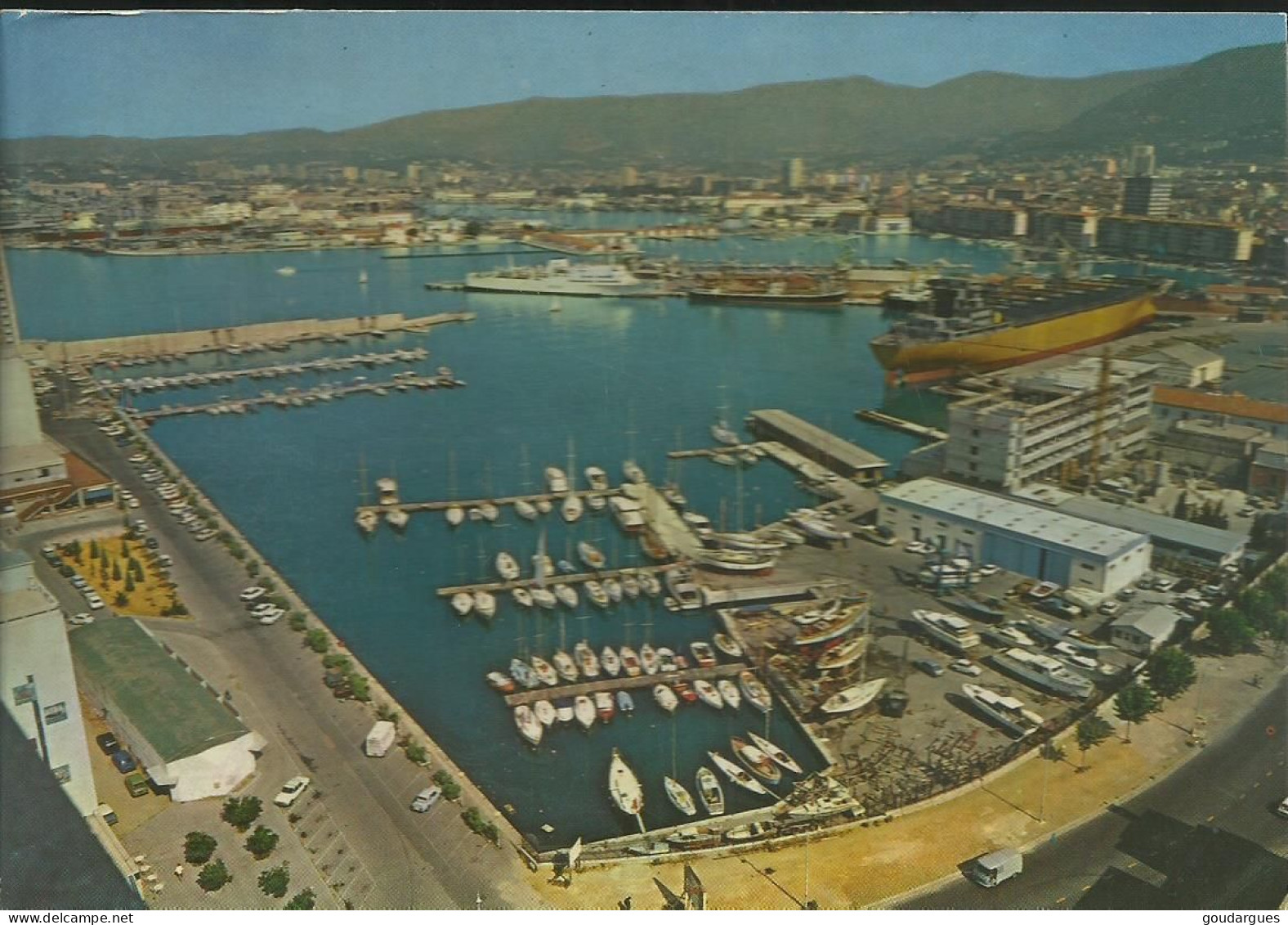 Toulon - Panorama Sur Le Port Et La Ville - (P) - Toulon