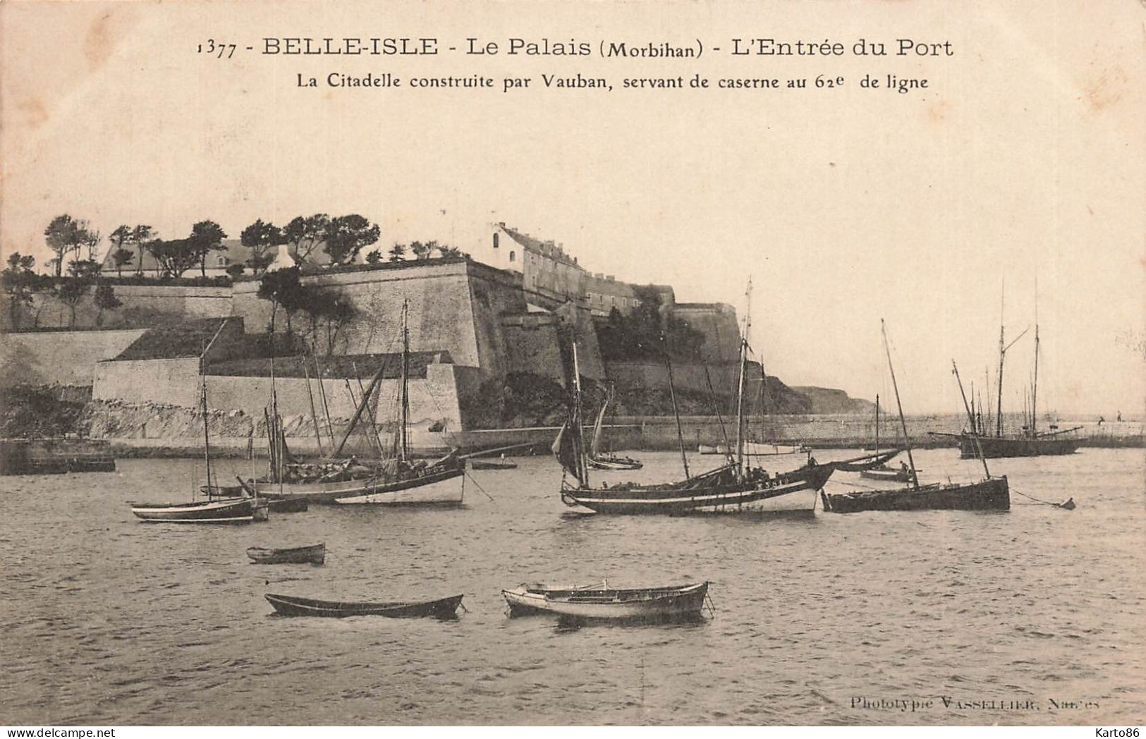 Belle Ile En Mer , Le Palais * 1905 * L'entrée Du Port * éditeur Vassellier N°1377 - Belle Ile En Mer