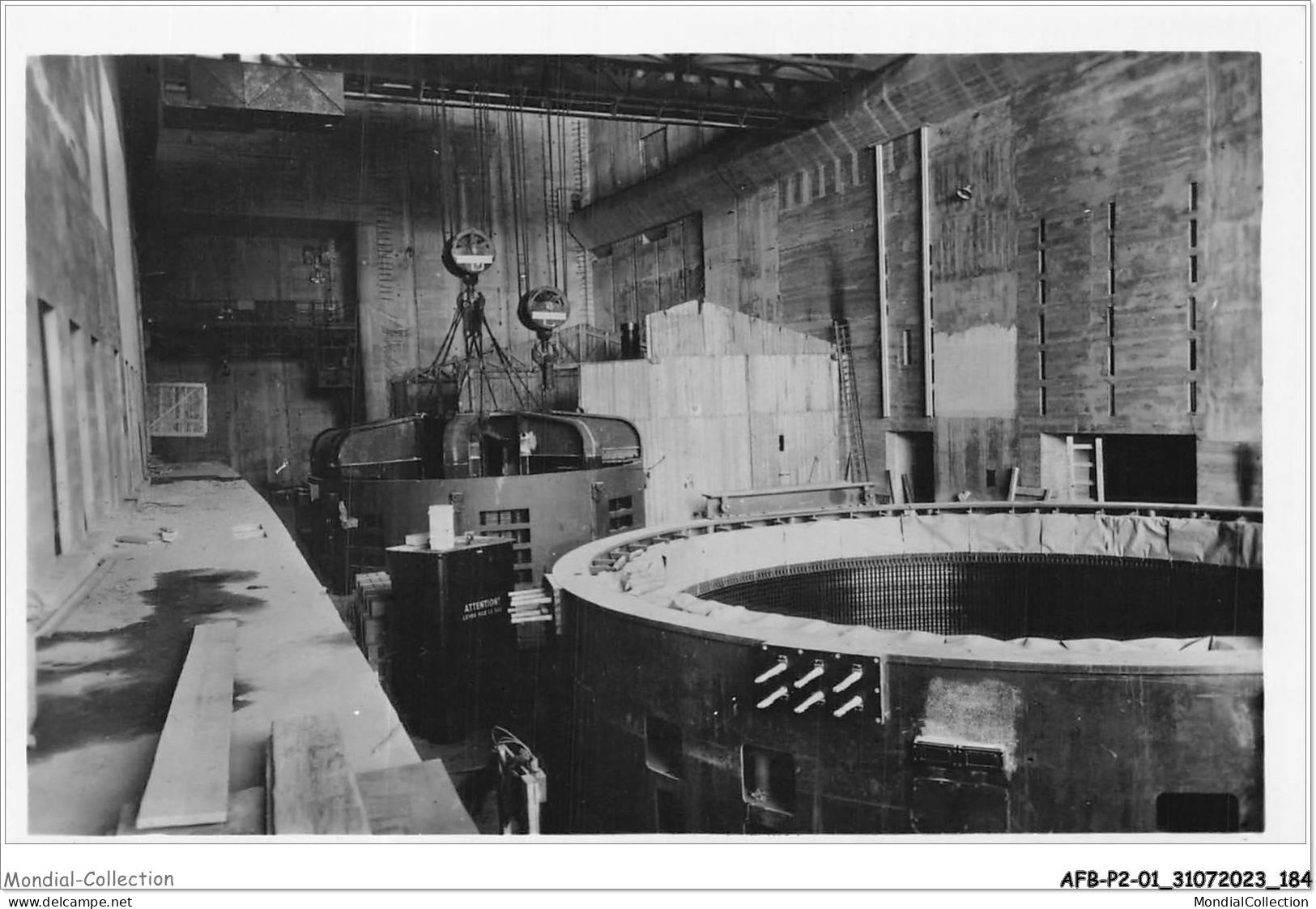 AFBP2-01-0200 - GENISSIAT - Vue Intérieur De L'usine Groupr L Montage Presque Achevé - Génissiat