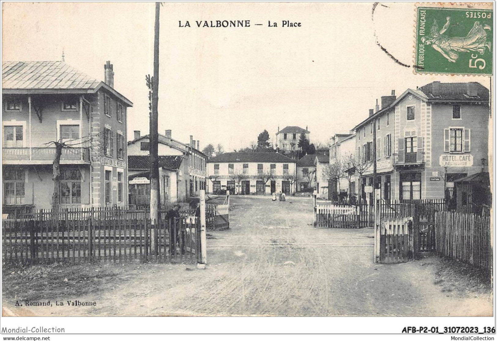 AFBP2-01-0176 - BOURG-EN-BRESSE - La Valbonne - La Place - Autres & Non Classés