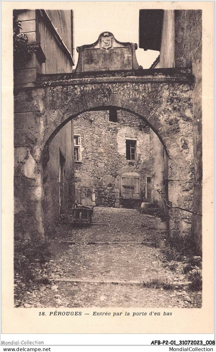 AFBP2-01-0112 - PEROUGES - Entrée Par La Porte D'en-bas - Pérouges