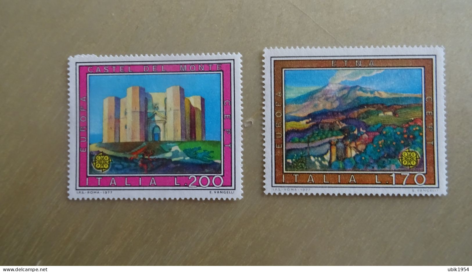 1977 MNH - 1971-80: Mint/hinged